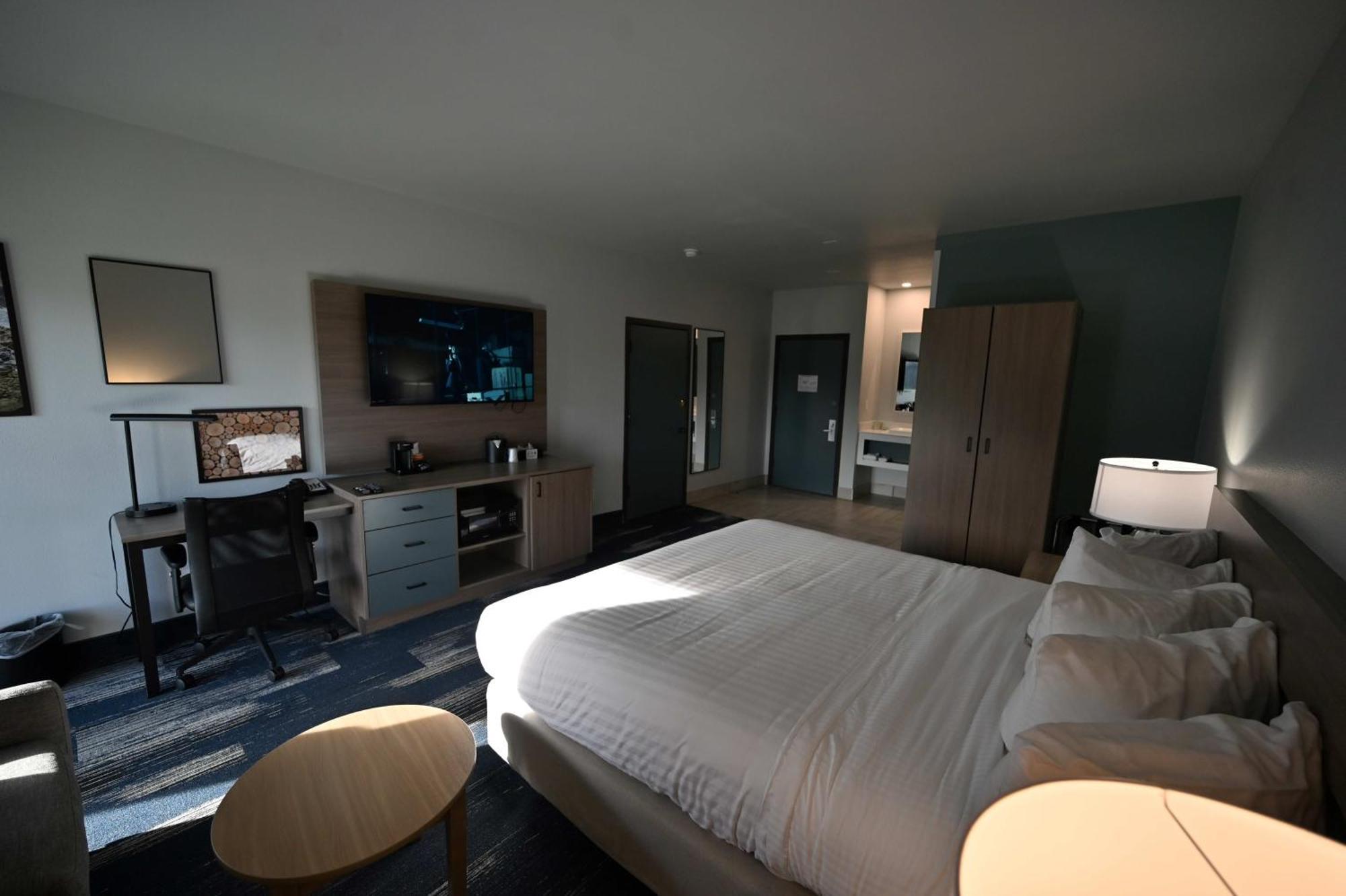 Edgewater Inn And Suites, Ascend Hotel Collection Coos Bay Exteriör bild