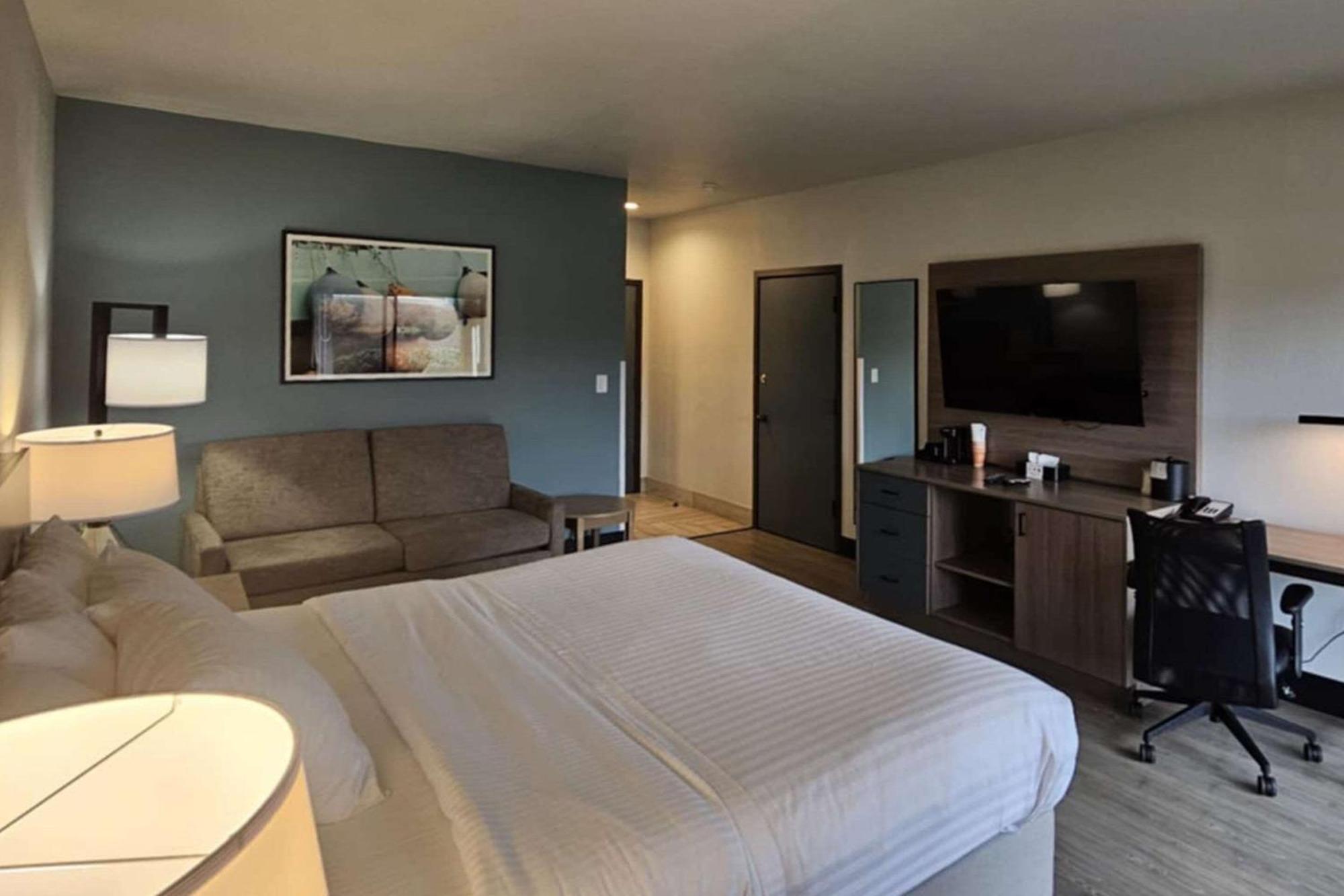 Edgewater Inn And Suites, Ascend Hotel Collection Coos Bay Exteriör bild